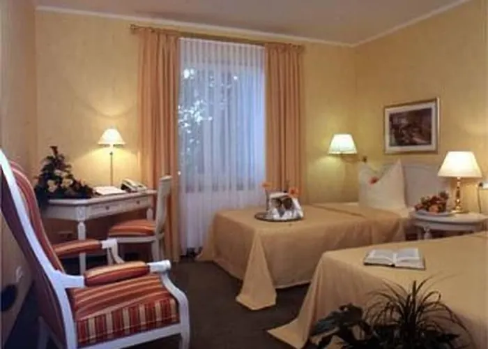 Alt Lohbruegger Hof 4*