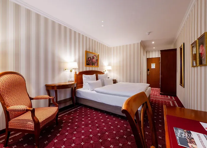 Alt Lohbruegger Hof 4*